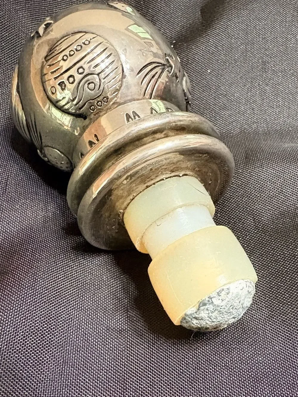 Vintage Neiman Marcus 2001 Out of This World Wine Bottle Stopper Silver Plate